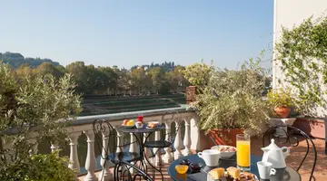 Hotel Lungarno Vespucci 50