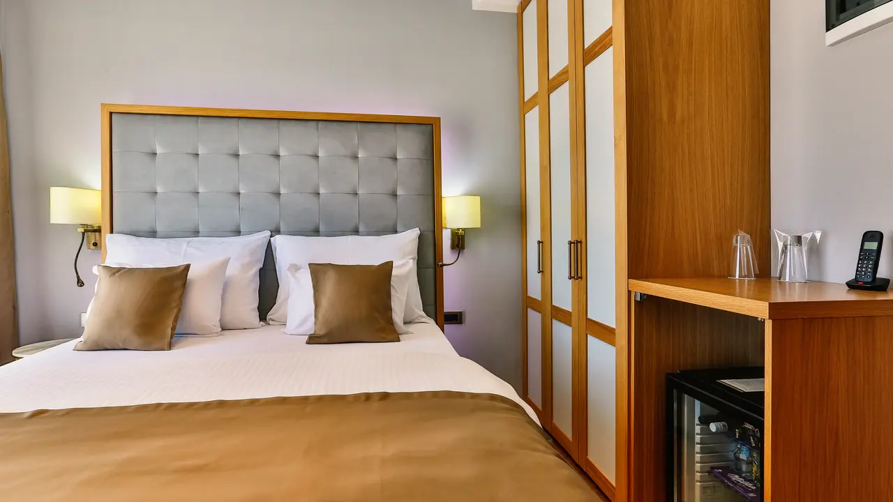 HOTEL LUSSO MARE BY AYCON