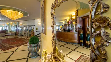 Hotel Luxor & Cairo