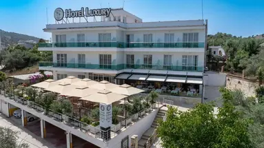 Hotel Luxury (PKT)