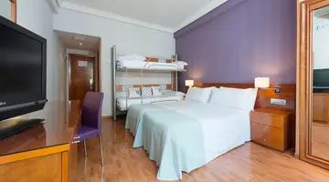 Hotel Madrid Centro Affiliated by Melia