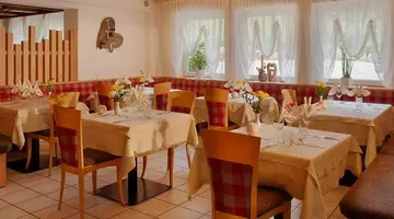 Hotel Mair