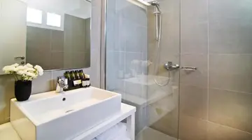 Hotel Marathon Beach Resort