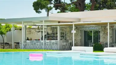 Hotel Marathon Beach Resort