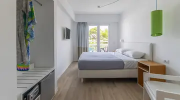 Hotel Marathon Beach Resort