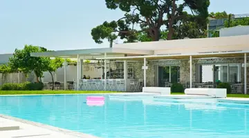 Hotel Marathon Beach Resort