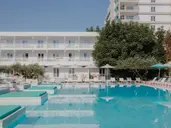 Hotel Marathon Beach Resort