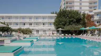 Hotel Marathon Beach Resort
