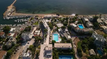 Hotel Marathon Beach Resort