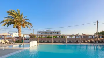 Hotel Marebello Beach