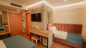 HOTEL MARTINESS
