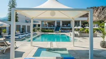 Hotel Matheo Villas & Suites