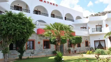 Hotel Matheo Villas & Suites