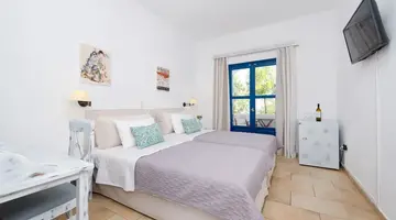 Hotel Mathios Village