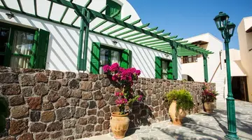 Hotel Mathios Village