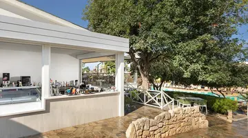 Hotel Mayfair Gardens