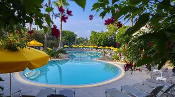 Hotel Mayfair Gardens