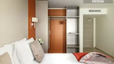 HOTEL MAYFLOWER