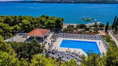 Hotel Medena Plus