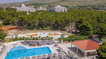 Hotel Medena Plus