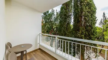 Hotel Medena Plus