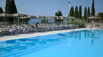 Hotel Medena Plus