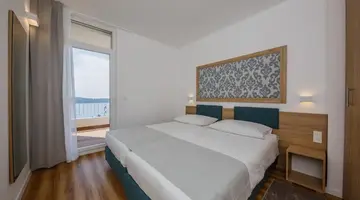 HOTEL MEDENA***