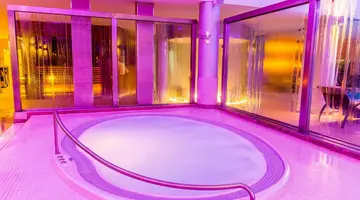 Hotel & Medi Spa Bialy Kamien