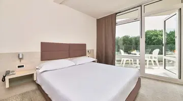 Hotel MEDITERAN Plava Laguna