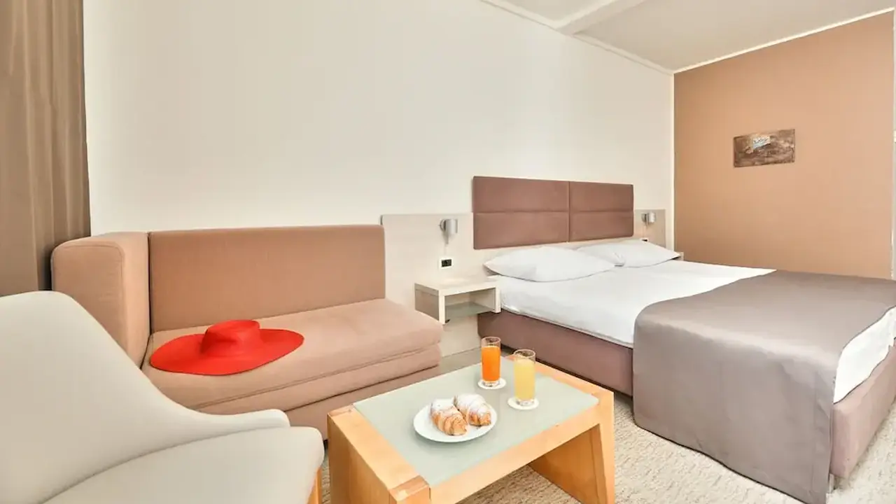 Hotel Mediteran Plava Laguna
