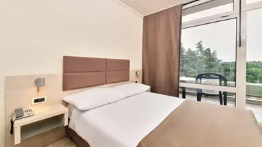Hotel MEDITERAN Plava Laguna