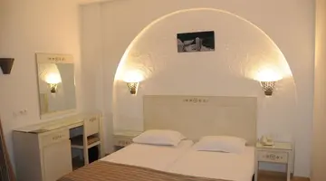 Hotel Menara