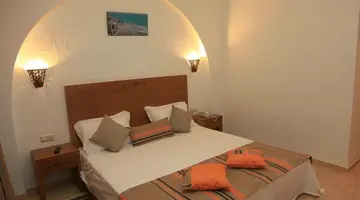 HOTEL MENARA