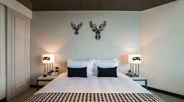 HOTEL MERA MARE