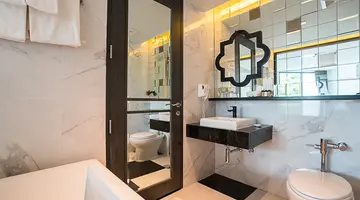 HOTEL MERA MARE