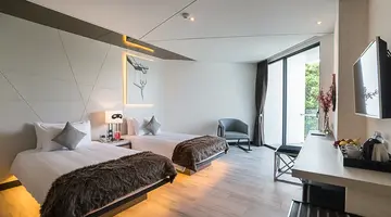 HOTEL MERA MARE