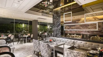 HOTEL MERA MARE