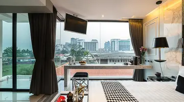 HOTEL MERA MARE