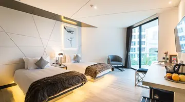HOTEL MERA MARE