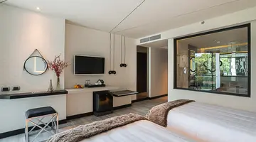 HOTEL MERA MARE
