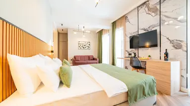 HOTEL MILLENNIUM BY AYCON