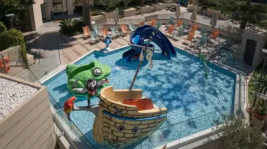 Hotel Minos