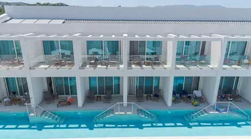 Hotel Mirage Bleu Resort