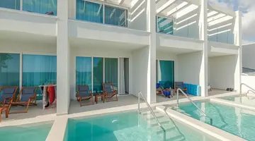 Hotel Mirage Bleu Resort