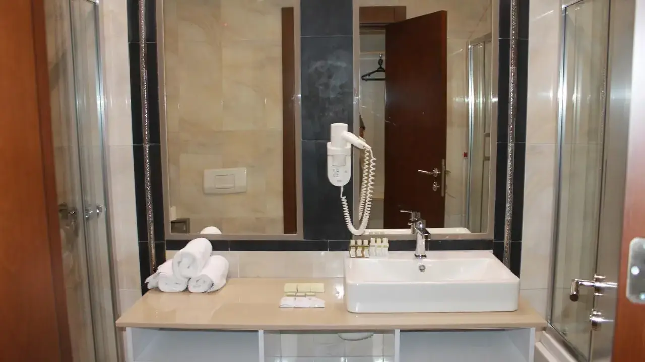 Hotel Mirage Spa