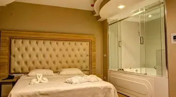 Hotel Mirage Spa