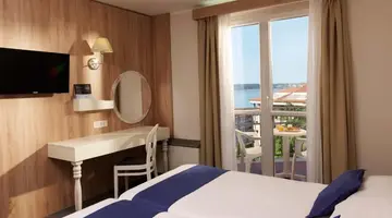 Hotel Mirna