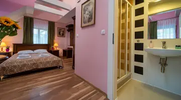 Hotel Modrzewiówka
