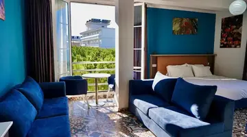 HOTEL MONACO