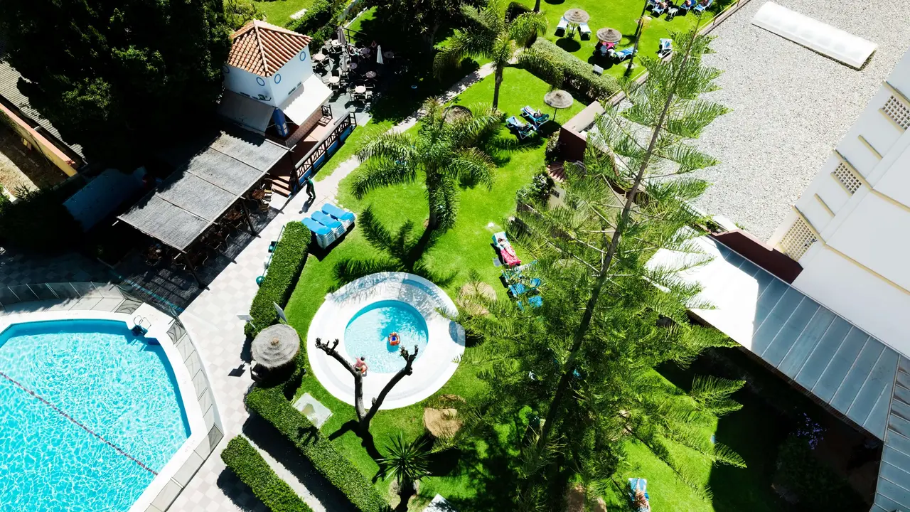 Hotel Monarque Cendrillon